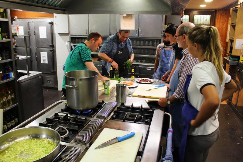 sprachaufenthalt-spanien-sansebastian-lacunzainternationalhousesansebastián-kochen Sprachaufenthalt Spanien, San Sebastian - Lacunza International House San Sebastián - Kochen