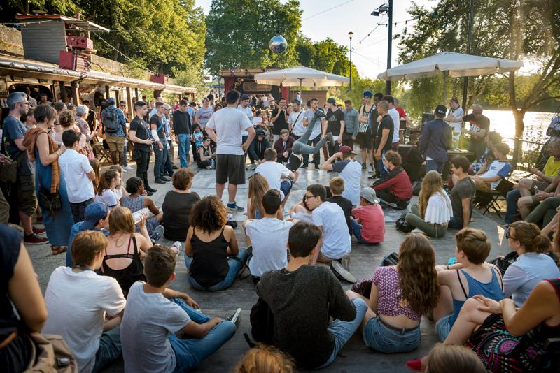 sprachaufenthalt-frankreich-tours-bar Sprachaufenthalt Frankreich, Tours - Bar