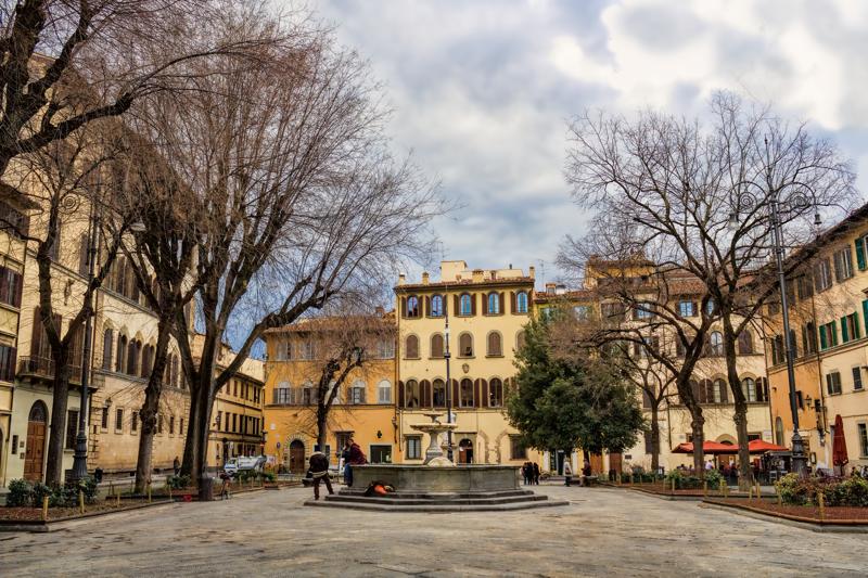 sprachaufenthalt-italien-florenz-piazzasantospirito Sprachaufenthalt Italien, Florenz - Piazza santo spirito