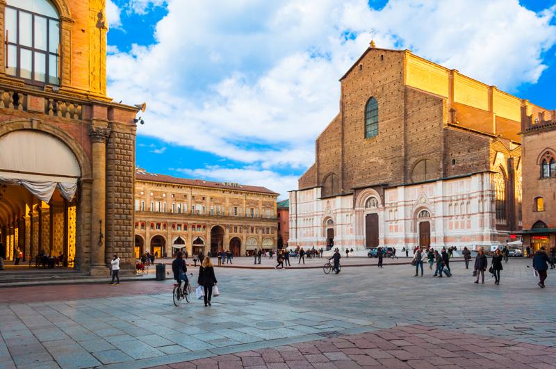 sprachaufenthalt-italien-bologna-piazzamaggiore Sprachaufenthalt Italien, Bologna - Piazza Maggiore