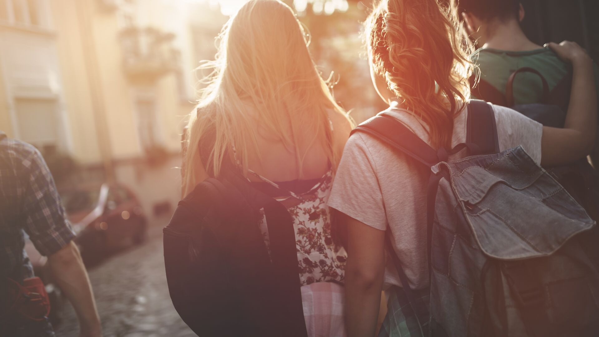Students Tourist group of friends discovering city on foot and travelling