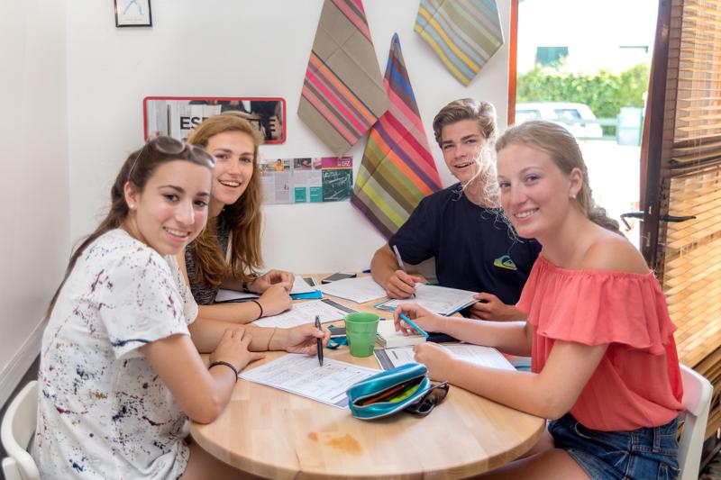 séjourlinguistique-france-biarritz-biarritzlanguagecoursesinstituteblci-leçons Séjour linguistique France, Biarritz - Biarritz Language Courses Institute BLCI - Leçons