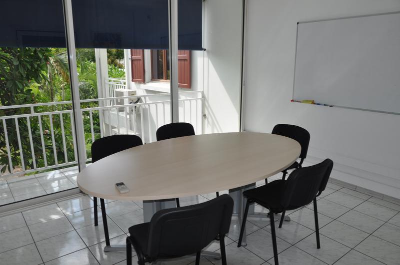 sprachaufenthalt-laréunion-saintpaul-dplangues-klassenzimmer01 Sprachaufenthalt La Réunion, Saint-Paul - DP Langues - Klassenzimmer