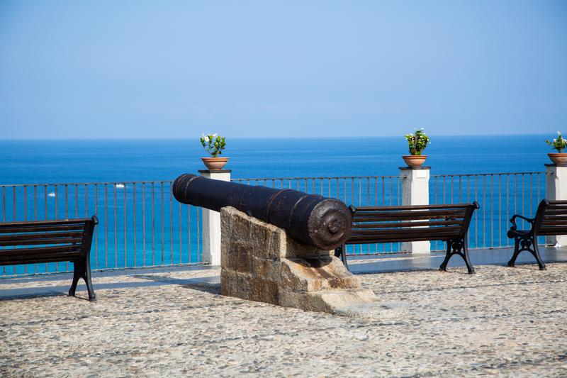 sprachaufenthalt-italien-tropea-piazzadelcannone Sprachaufenthalt Italien, Tropea - Piazza del Cannone