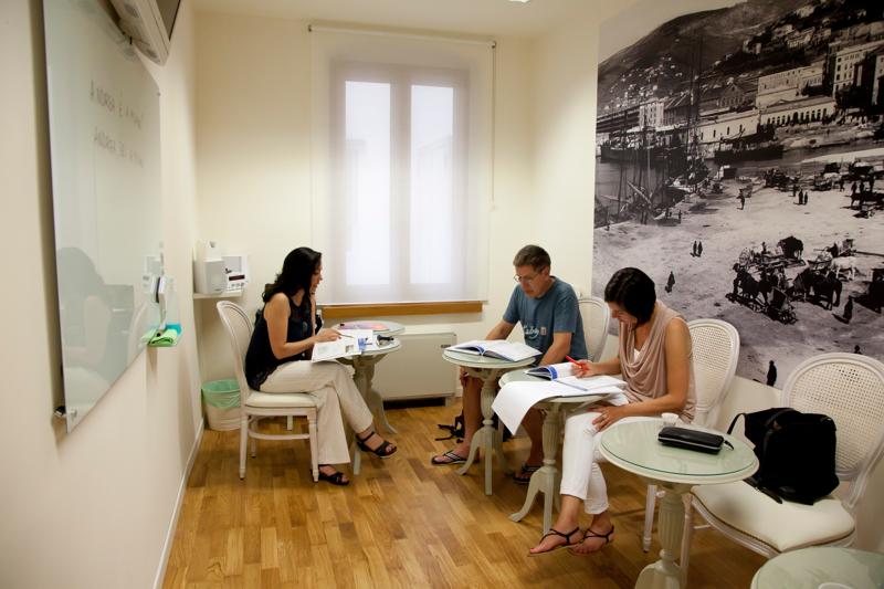 sprachaufenthalt-italien-triest-piccolauniversitàitalianatrieste-lektionen02 Sprachaufenthalt Italien, Triest - Piccola Univers Itàitaliana Trieste - Lektionen