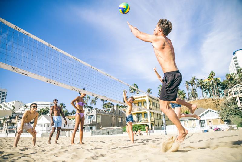 sprachaufenthalt-usa-losangeles-beachvolleyball Sprachaufenthalt USA, Los Angeles - Beachvolleyball