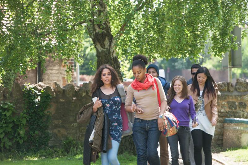 séjourlinguistique-angleterre-oxford-ces-étudiants Séjour linguistique Angleterre, Oxford – CES - Étudiants