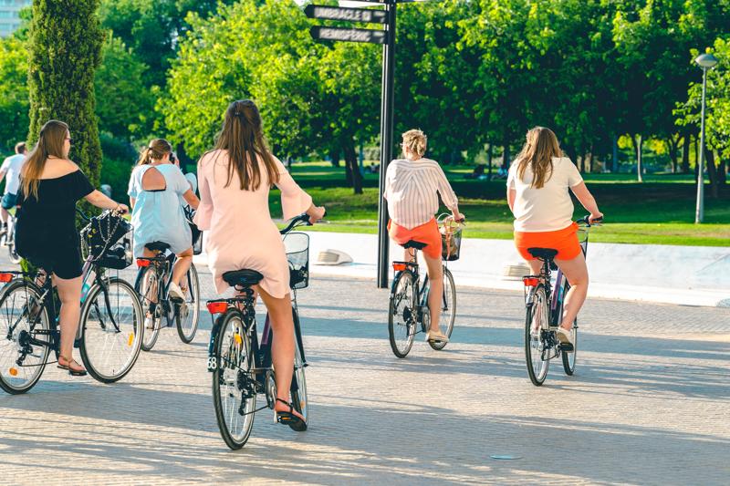 sprachaufenthalt-spanien-valencia-velo-tour-altstadt Sprachaufenthalt Spanien, Valencia - Fahrradtour