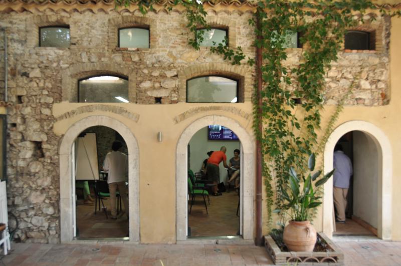 séjourlinguistiquet-italie-taormina-babiloniataormina-école Séjour linguistique Italie, Taormina - Babilonia Taormina - École